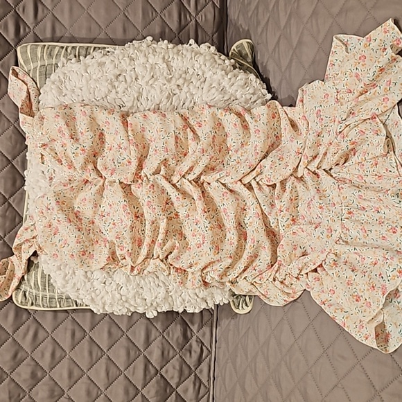 Shein Dress - Picture 12 of 16